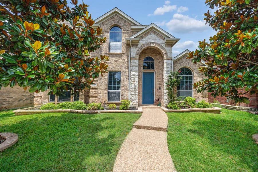 Property photo for 9004 Regal Oaks Drive, McKinney, TX