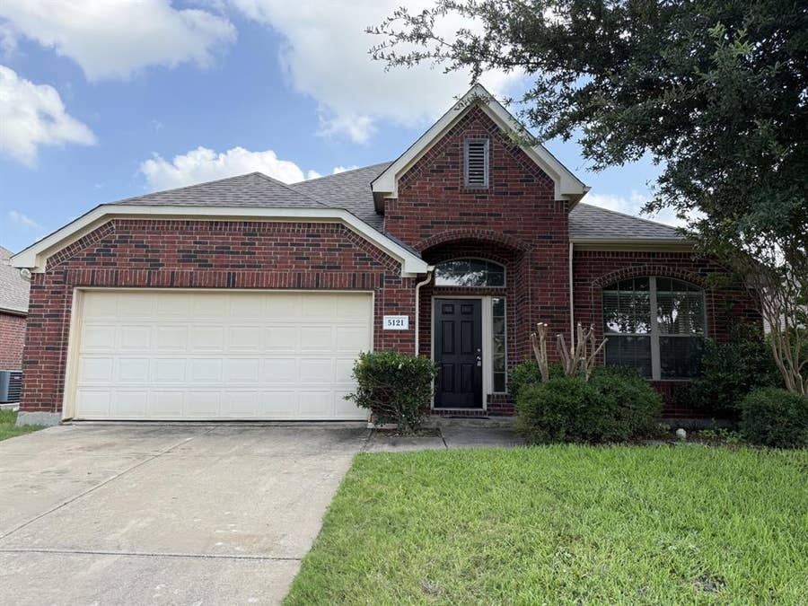 Property photo for 5121 Hidden Knolls Drive, McKinney, TX