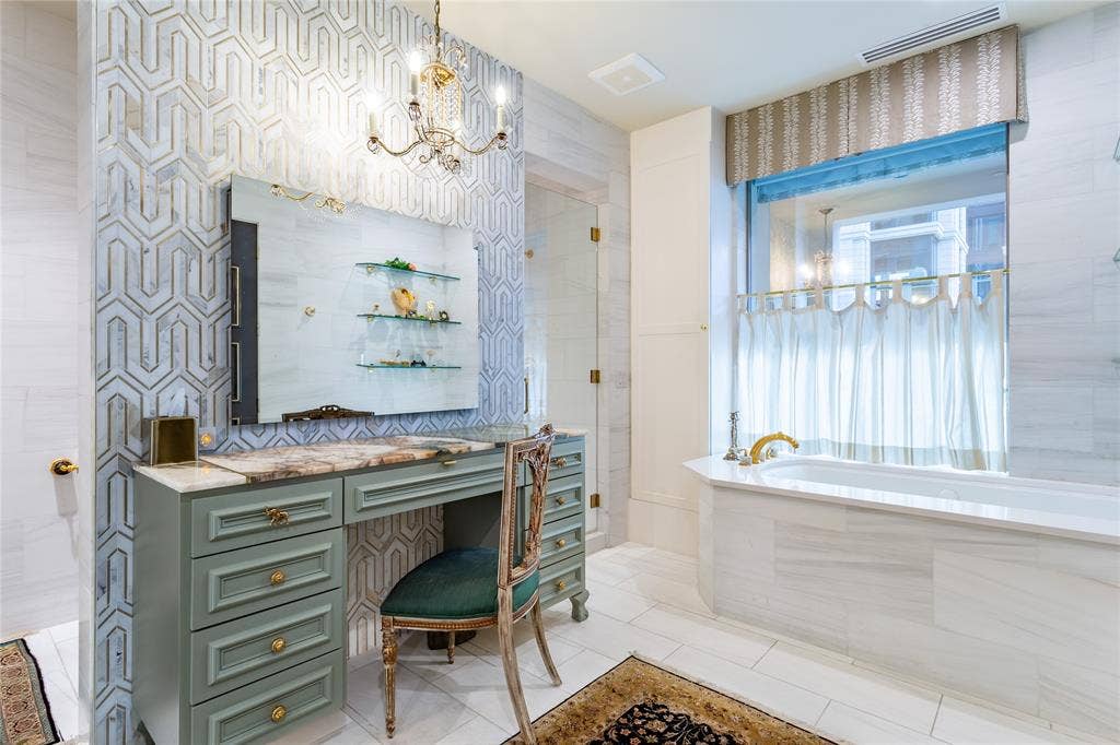 2300 WOLF Street, #5D, Dallas, TX 75201 Separate vanity & no-see window film treatment over the Bathtub.
