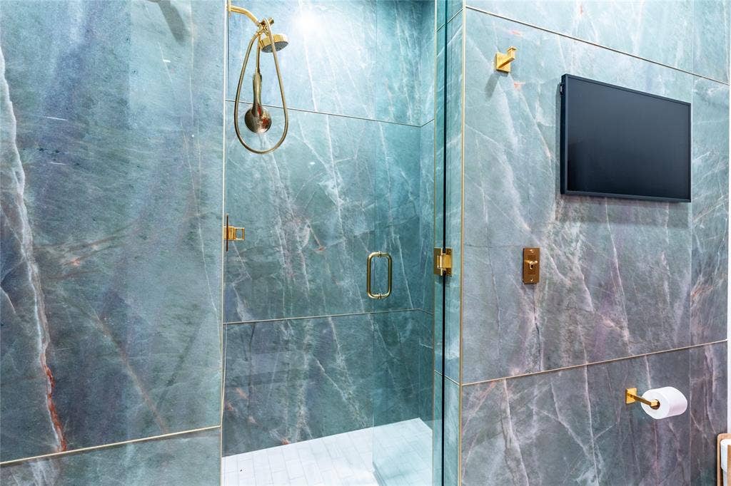2300 WOLF Street, #5D, Dallas, TX 75201 Guest Bathroom from The Stone Collective.