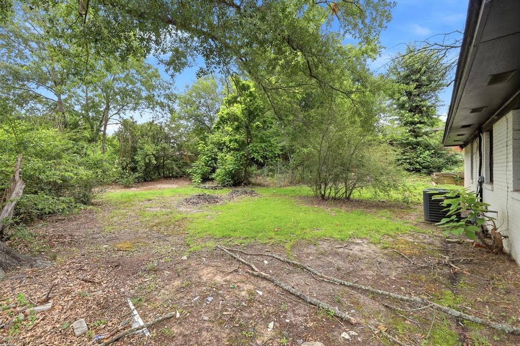 1919 Bradshaw, Tyler, TX 75702