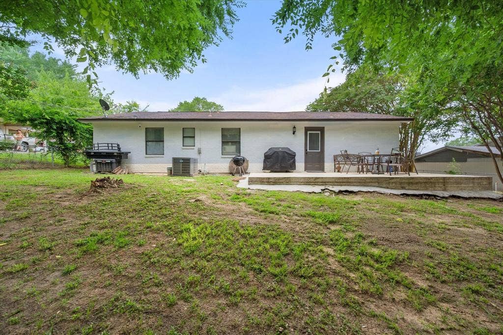 6060 CR 3925, Athens, TX 75752 6060 CR 3925, Athens, TX 75752