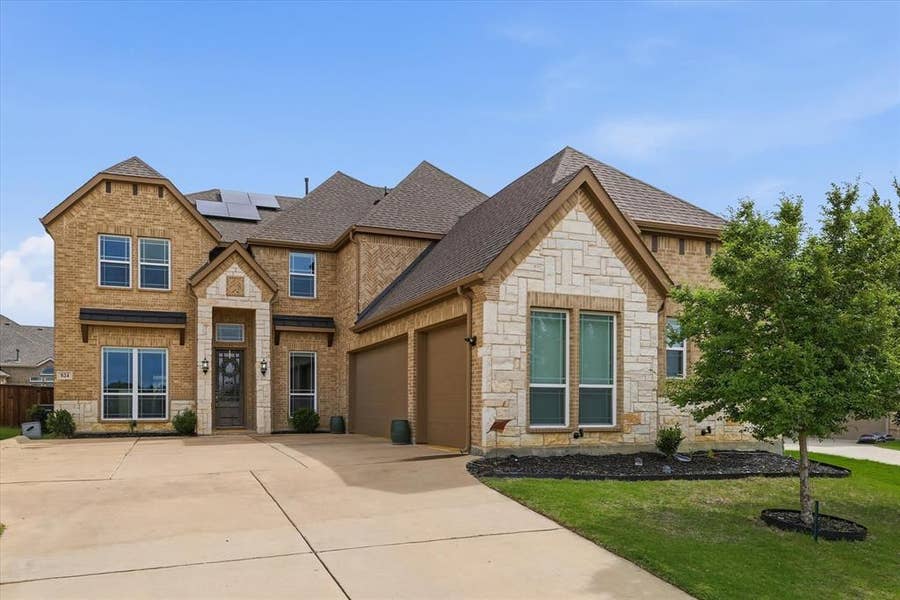 Property photo for 824 Trixie Court, Celina, TX