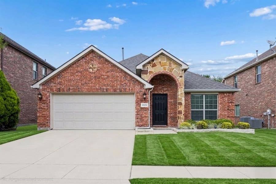 Property photo for 10108 Sailboard Drive, McKinney, TX