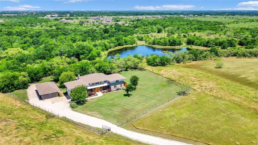 Property photo for 134 Longhorn Trail, Royse City, TX