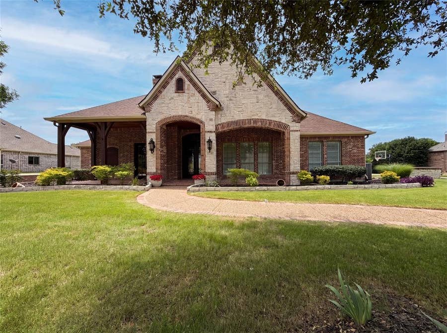 Property photo for 1930 Fair Oaks Lane, Prosper, TX