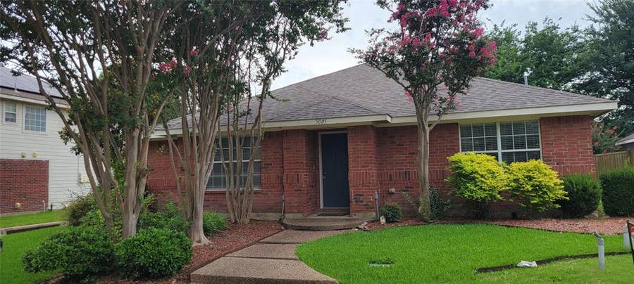 Property photo for 5005 Boxwood Lane, McKinney, TX