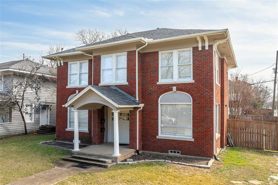 Property photo for 5204 Junius Street, Dallas, TX