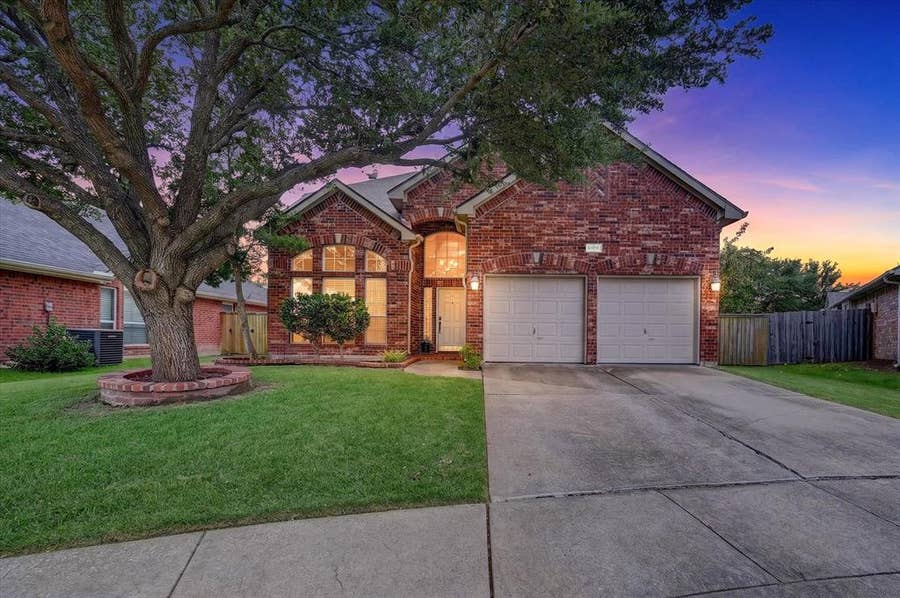 Property photo for 6108 Hillcrest Drive, Sachse, TX