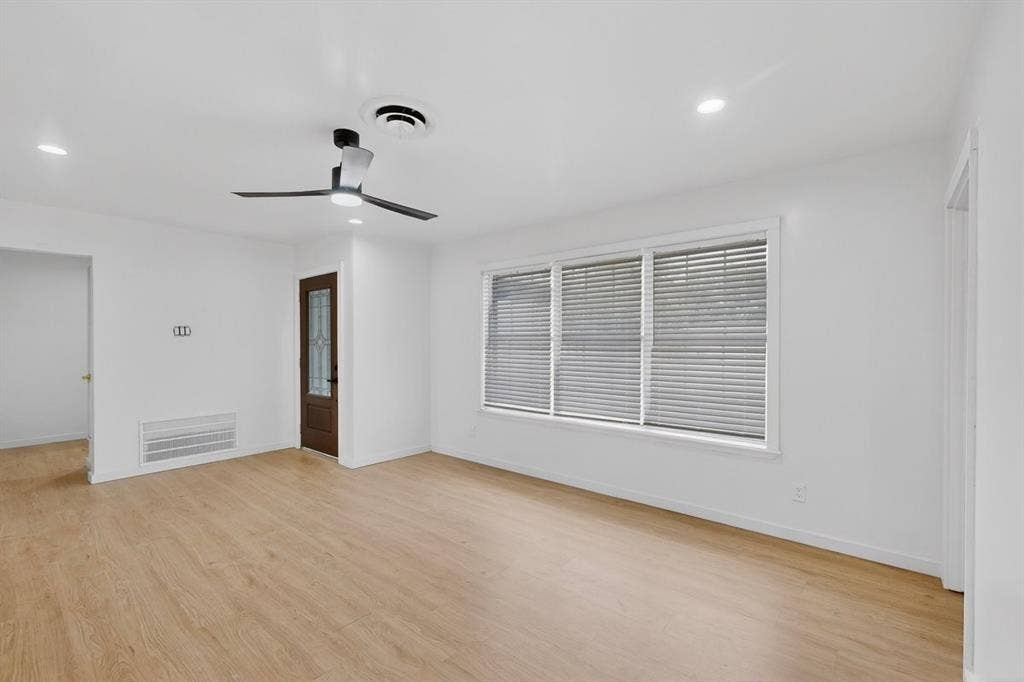 2217 52nd Street, Dallas, TX 75216 2217 52nd Street, Dallas, TX 75216