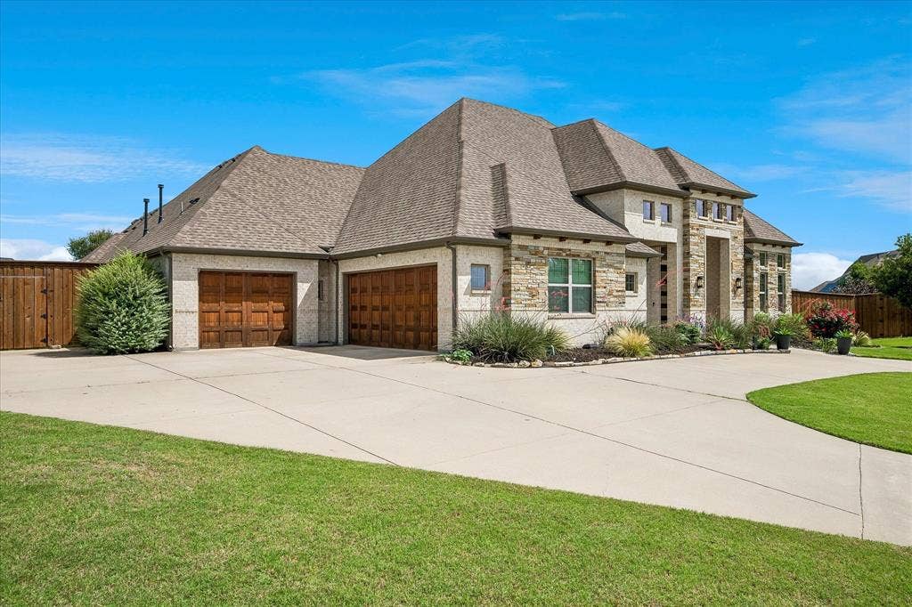 1620 Cattle Drive, Prosper, TX 75078 Great Circle Drive and lots of extra parking