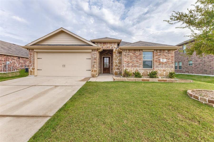 Property photo for 311 Milo Way, Royse City, TX