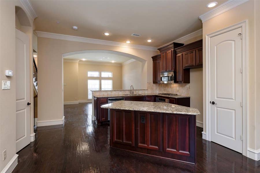 Property photo for 7914 Bishop Road, Plano, TX