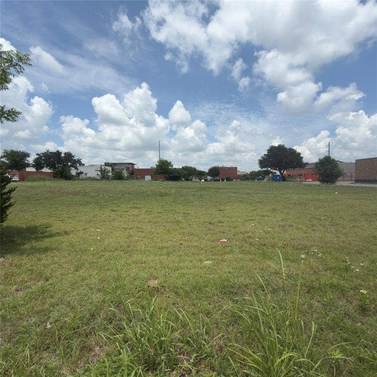Property photo for 3905 Industrial Street, Rowlett, TX