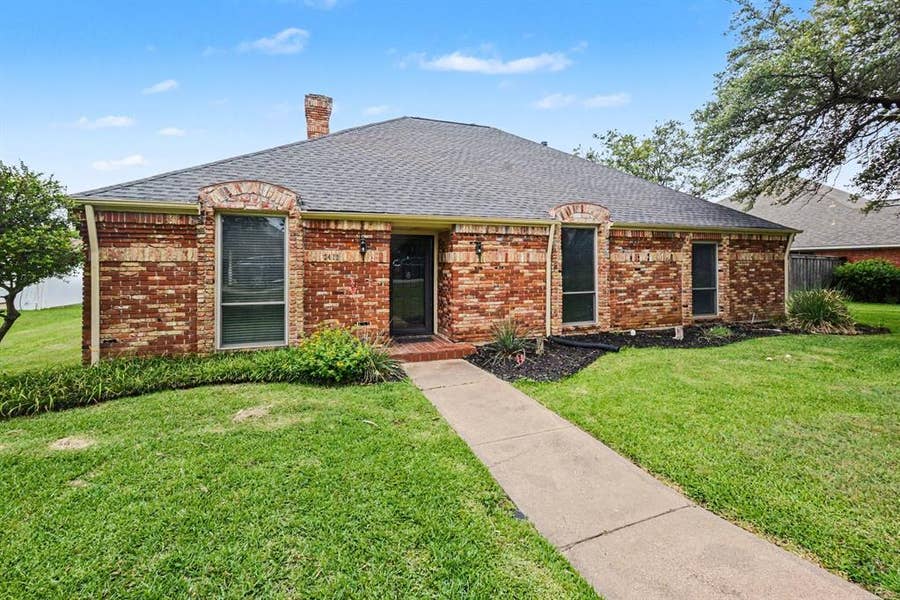Property photo for 3413 Hightrail Lane, Garland, TX