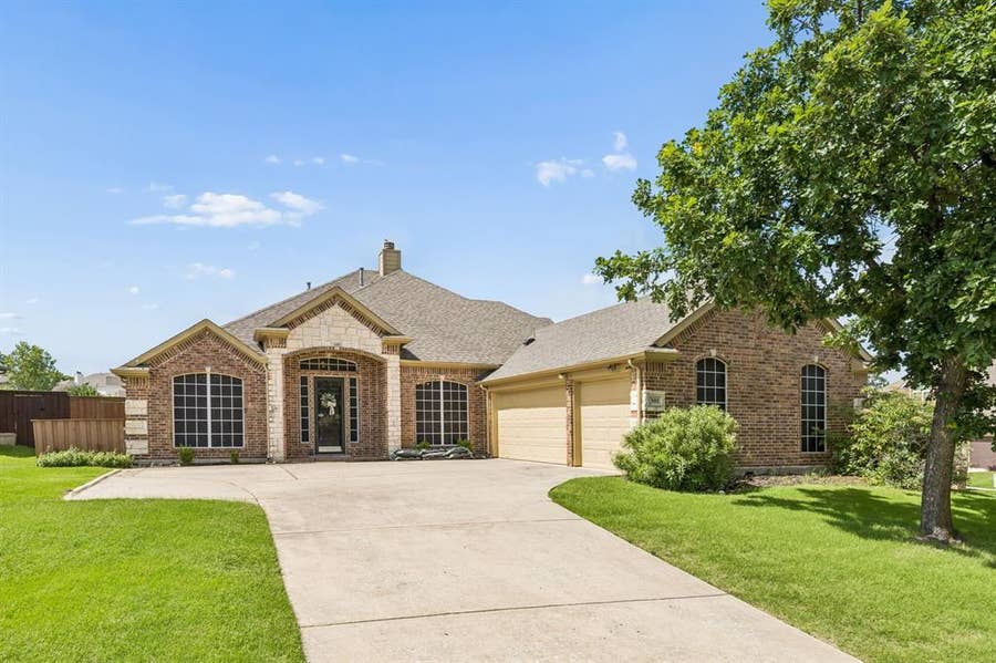 Property photo for 301 Tobiano Court, Celina, TX
