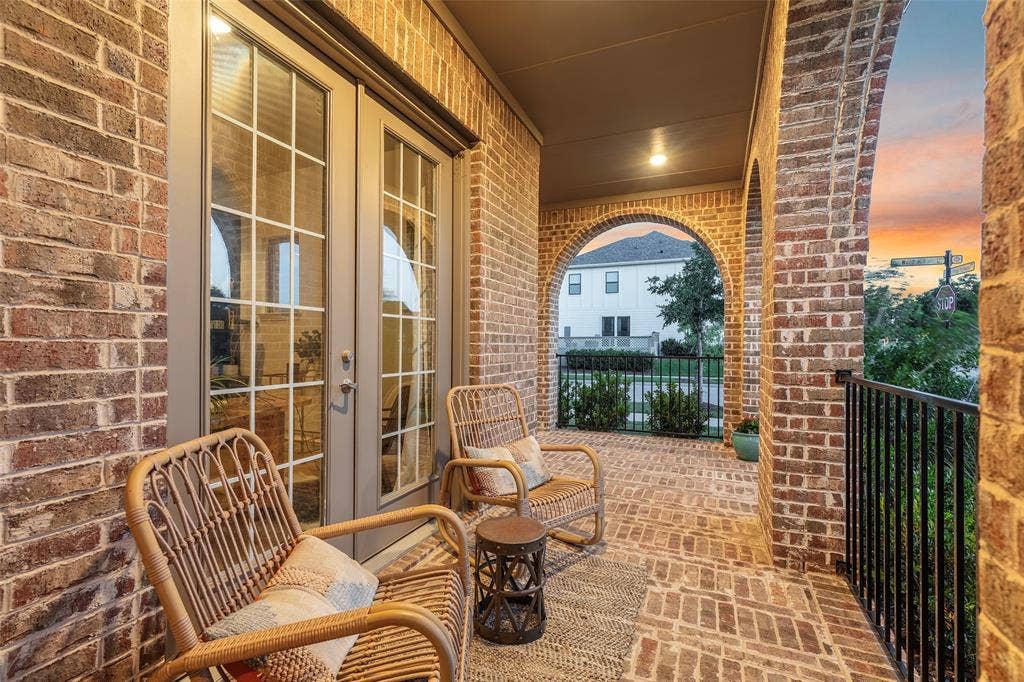 613 N Pecan Parkway, Northlake, TX 76247 613 N Pecan Parkway, Northlake, TX 76247