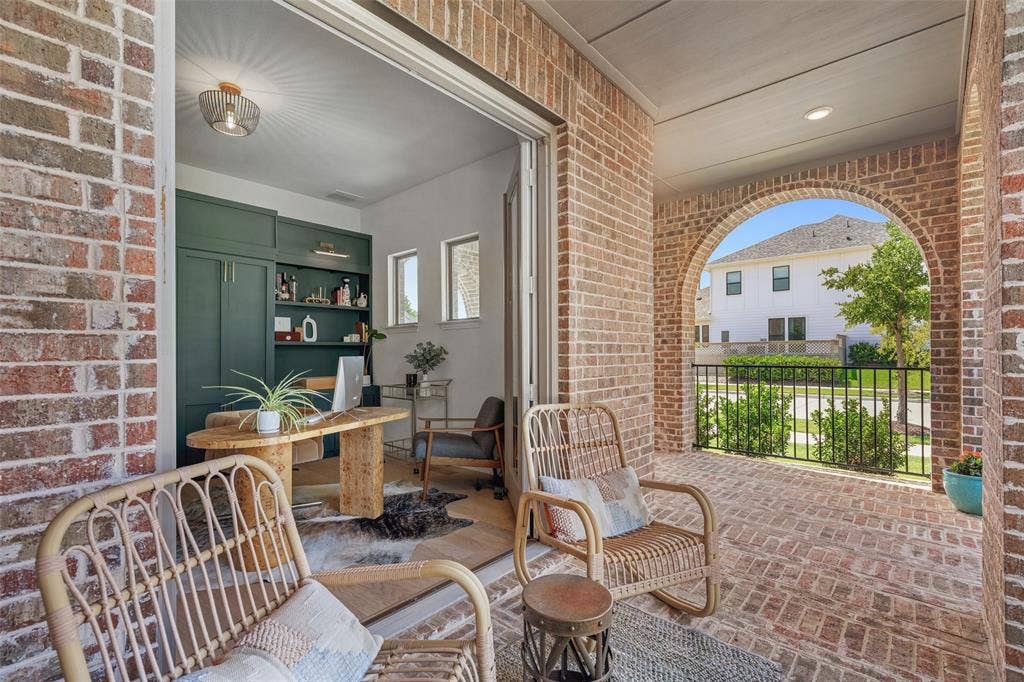 613 N Pecan Parkway, Northlake, TX 76247 613 N Pecan Parkway, Northlake, TX 76247