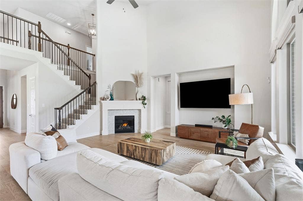 613 N Pecan Parkway, Northlake, TX 76247 613 N Pecan Parkway, Northlake, TX 76247