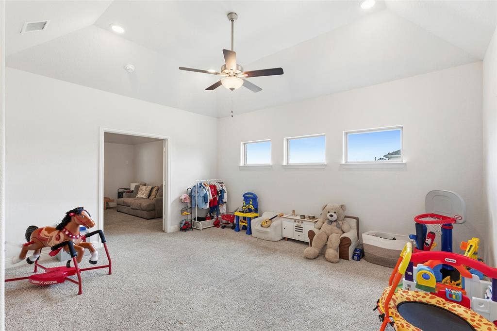 613 N Pecan Parkway, Northlake, TX 76247 613 N Pecan Parkway, Northlake, TX 76247