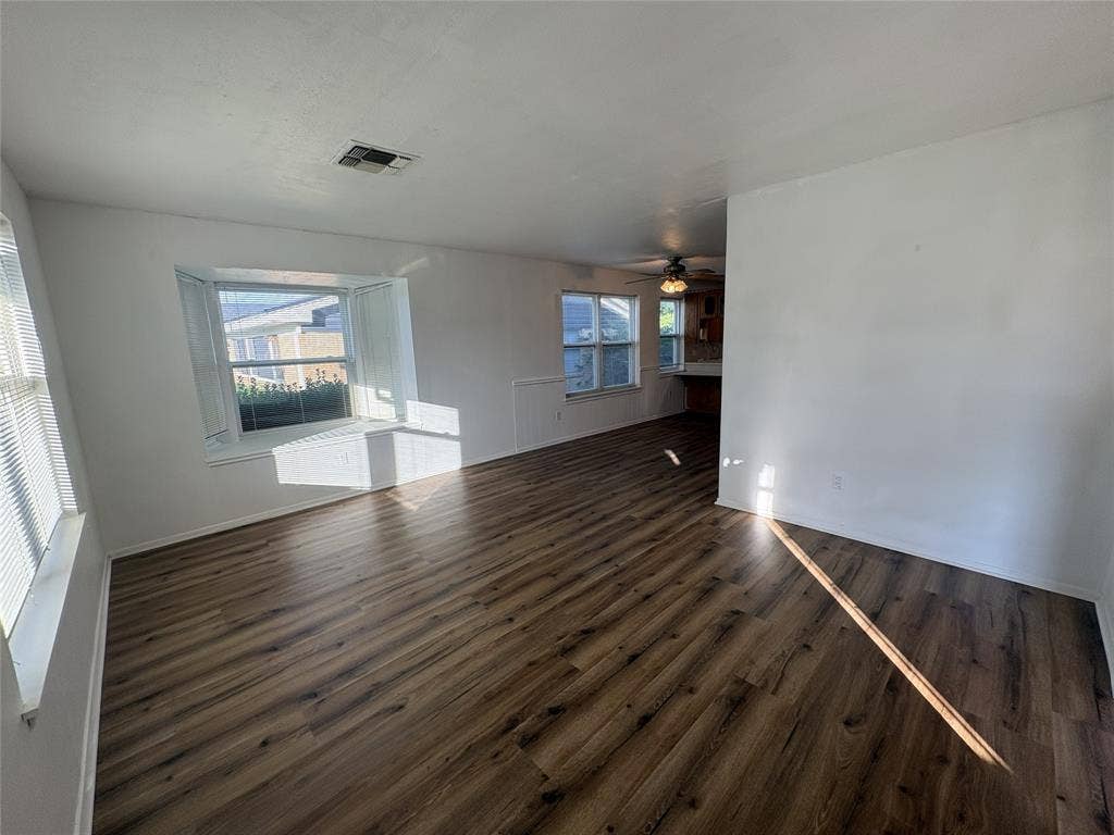 6100 Landmark Drive, Waco, TX 76710 6100 Landmark Drive, Waco, TX 76710