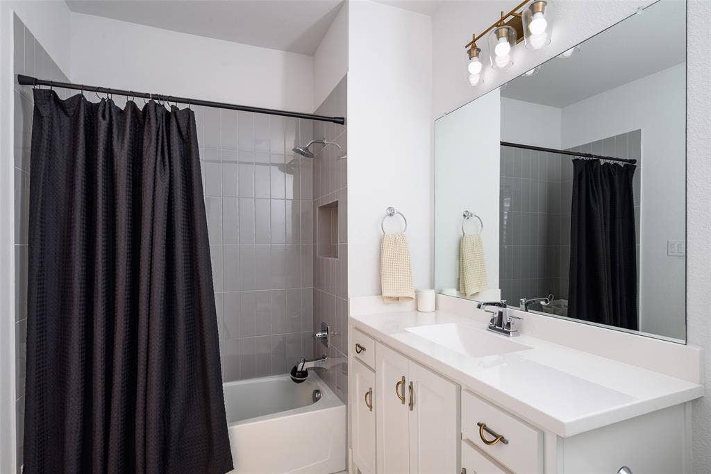 1525 Langford Lane, Celina, TX 75009 1525 Langford Lane, Celina, TX 75009