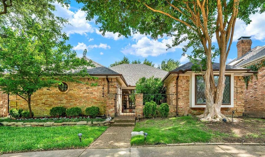 Property photo for 14104 Regency Place, Dallas, TX