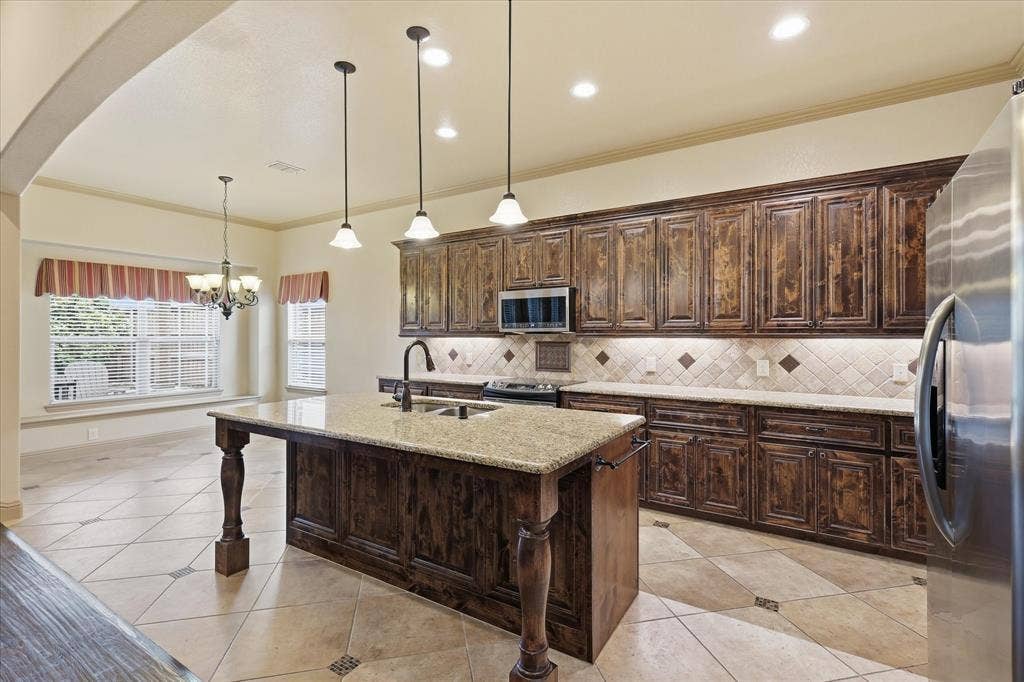 411 Devonshire Drive, Prosper, TX 75078 Eat-in kitchen