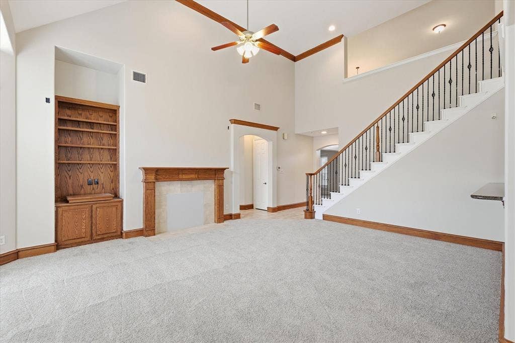 2220 New College Lane, Plano, TX 75025 2220 New College Lane, Plano, TX 75025