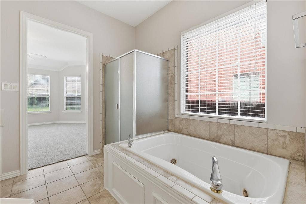 2220 New College Lane, Plano, TX 75025 2220 New College Lane, Plano, TX 75025