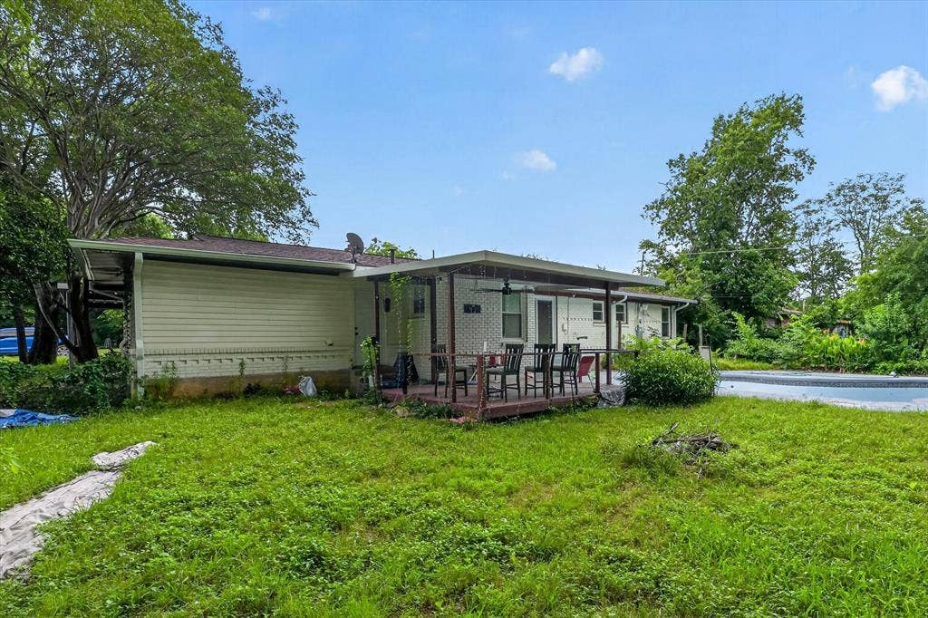 2833 Scruggs Park Drive, Richland Hills, TX 76118 2833 Scruggs Park Drive, Richland Hills, TX 76118