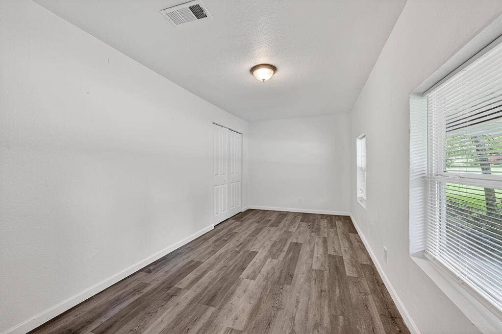 2833 Scruggs Park Drive, Richland Hills, TX 76118 2833 Scruggs Park Drive, Richland Hills, TX 76118