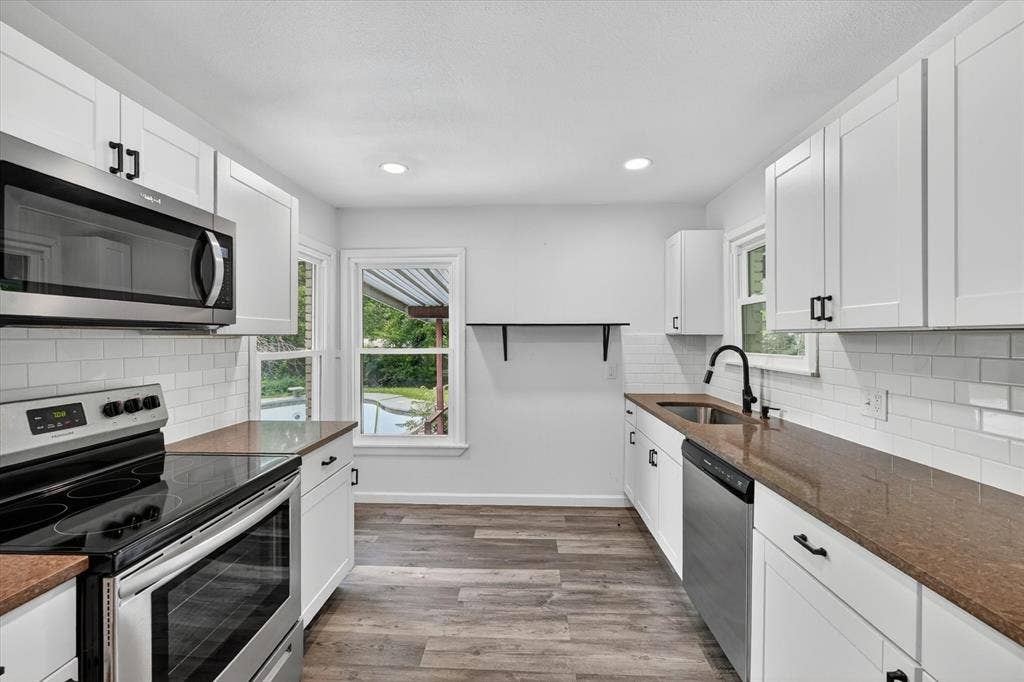 2833 Scruggs Park Drive, Richland Hills, TX 76118 2833 Scruggs Park Drive, Richland Hills, TX 76118