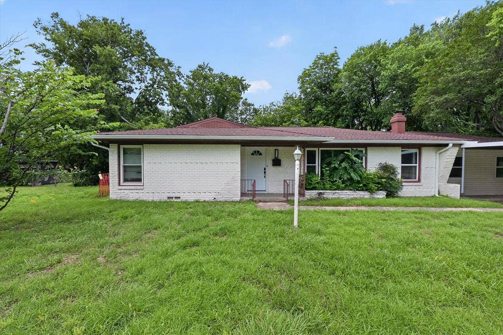 2833 Scruggs Park Drive, Richland Hills, TX 76118 2833 Scruggs Park Drive, Richland Hills, TX 76118