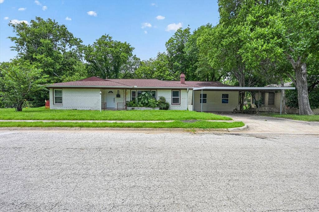 2833 Scruggs Park Drive, Richland Hills, TX 76118 2833 Scruggs Park Drive, Richland Hills, TX 76118