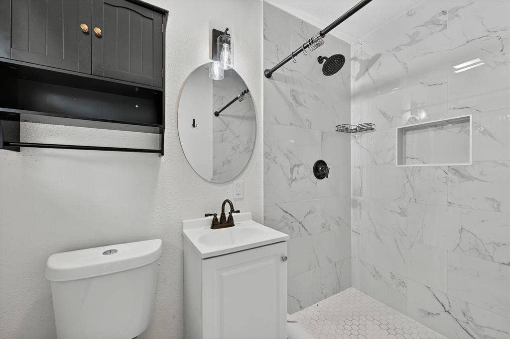 2833 Scruggs Park Drive, Richland Hills, TX 76118 2833 Scruggs Park Drive, Richland Hills, TX 76118
