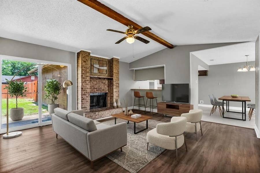 Property photo for 1125 Pleasant Valley Road, Garland, TX