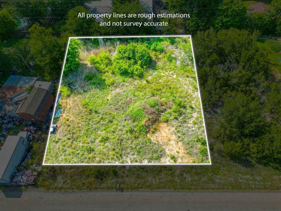 Property photo for 3414 Woodlake Drive, Granbury, TX