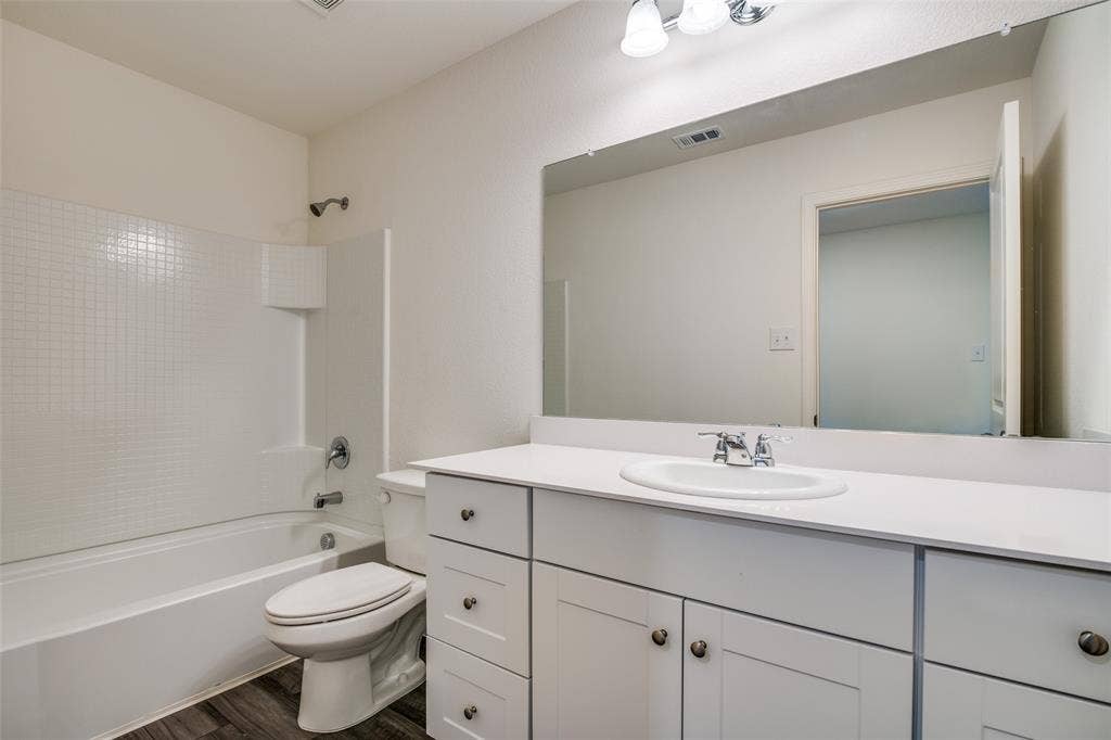 6231 Old Bridge Way, Forney, TX 75126 6231 Old Bridge Way, Forney, TX 75126