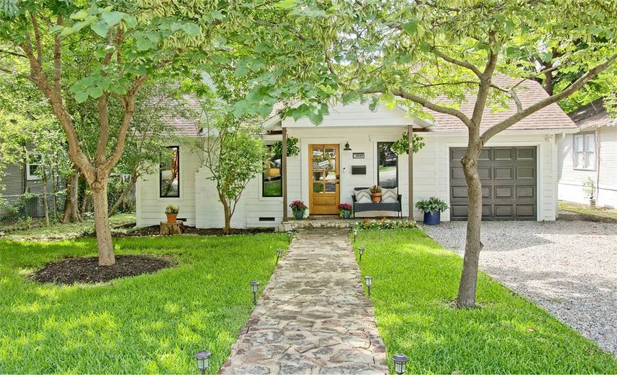 Property photo for 9030 San Benito Way, Dallas, TX