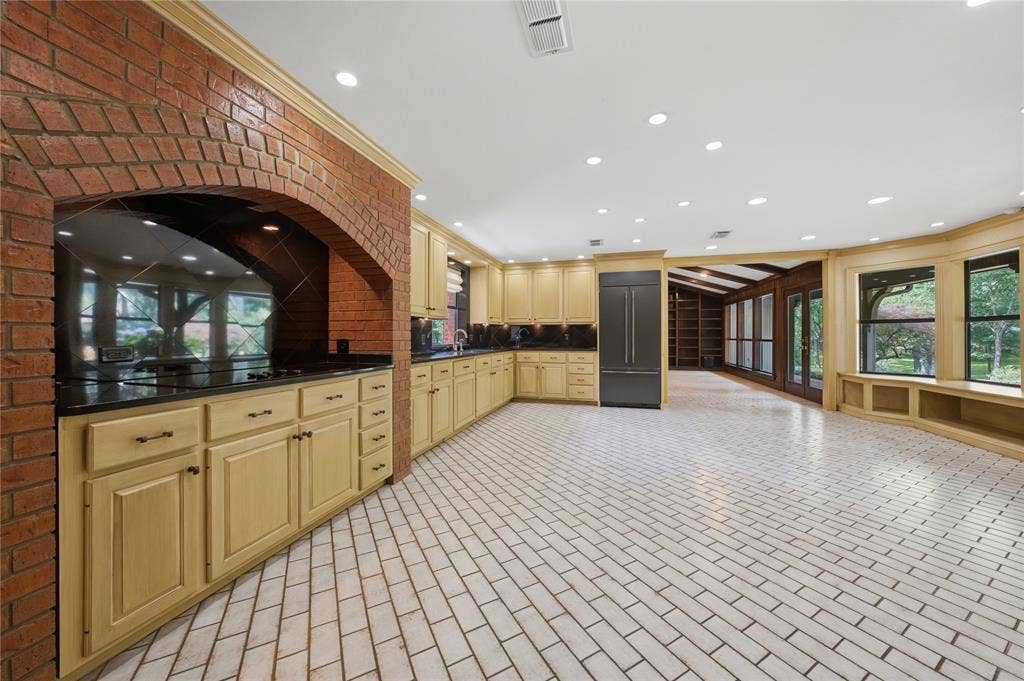 112 Willowbrook Drive, Athens, TX 75751 112 Willowbrook Drive, Athens, TX 75751