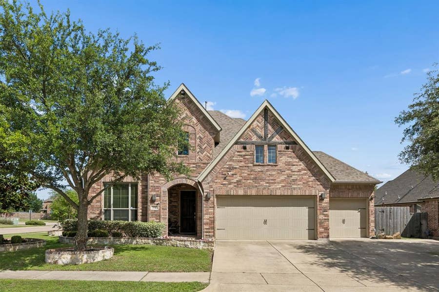 Property photo for 302 Phillips Court, Fate, TX
