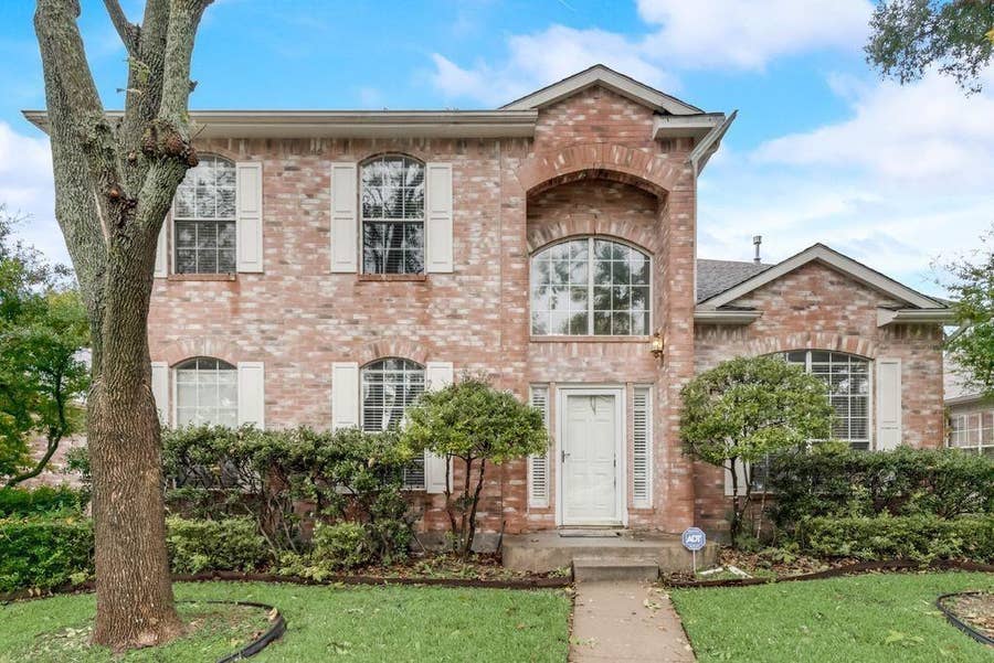 Property photo for 3009 Larkspur Court, Garland, TX