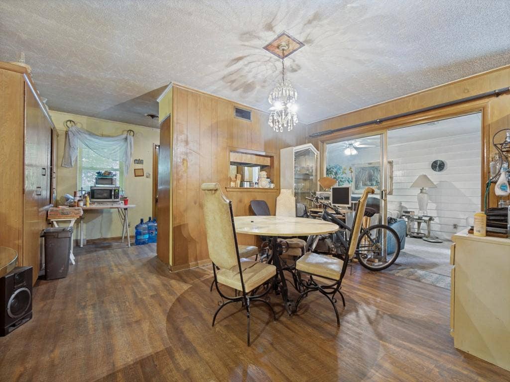 5511 Singing Hills Drive, Dallas, TX 75241 5511 Singing Hills Drive, Dallas, TX 75241