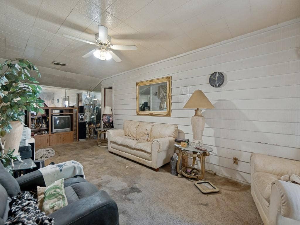 5511 Singing Hills Drive, Dallas, TX 75241 5511 Singing Hills Drive, Dallas, TX 75241