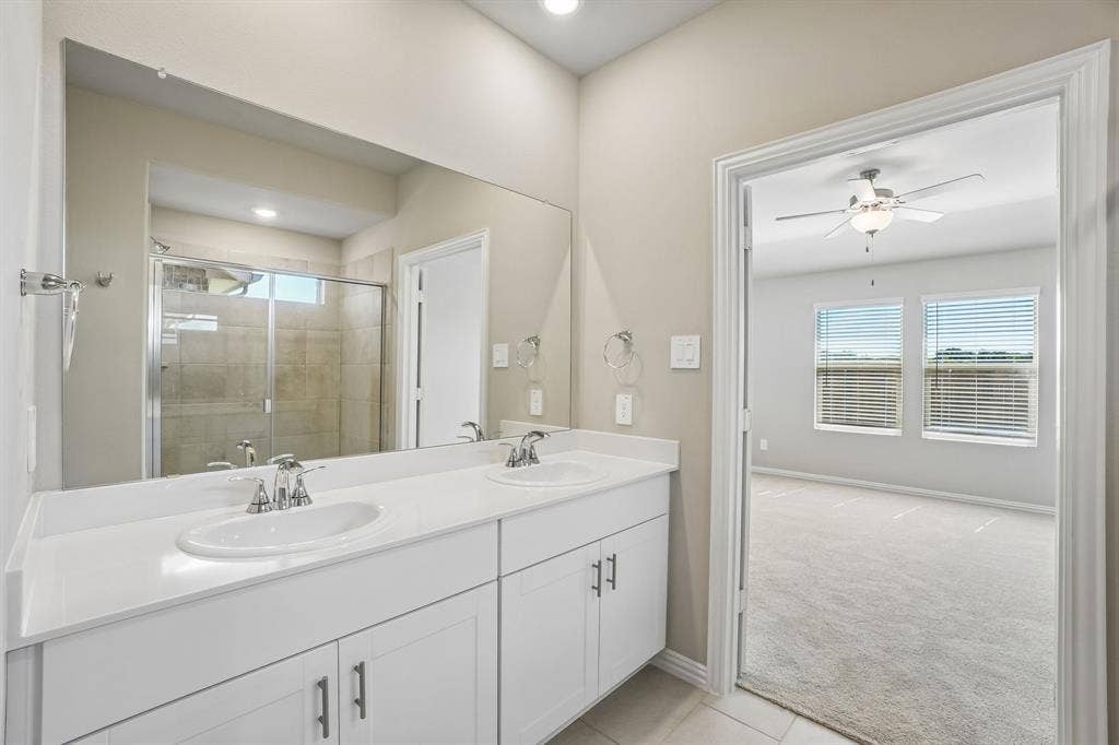 Photo is not of the actual home, but is an inspirational photo of builder’s model home and may depict options, furnishings, and/or decorator features that are not included.