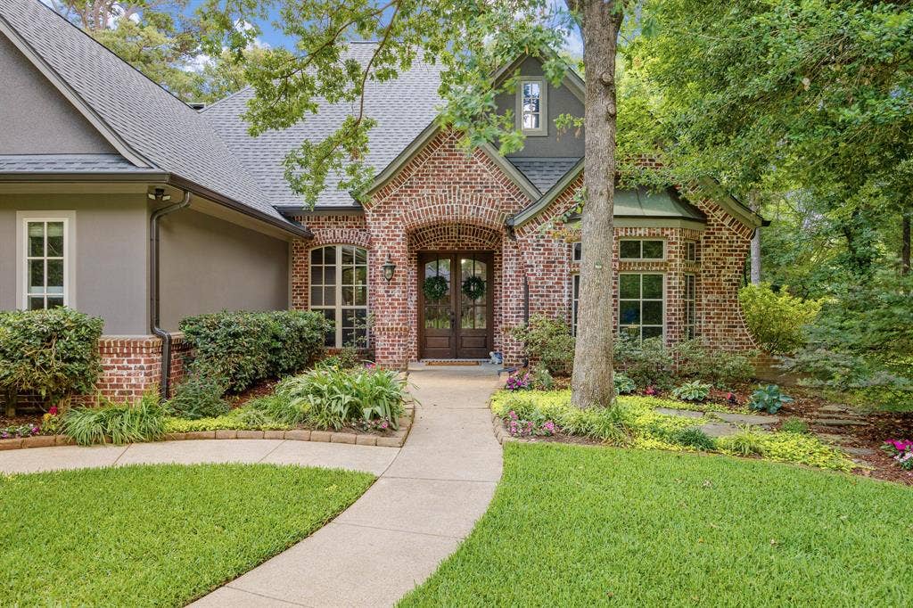1915 Stonegate Valley Drive, Tyler, TX 75703 1915 Stonegate Valley Drive, Tyler, TX 75703