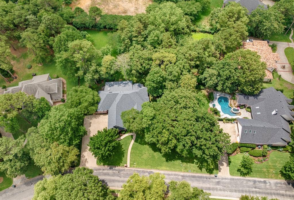 1915 Stonegate Valley Drive, Tyler, TX 75703 Aerial view