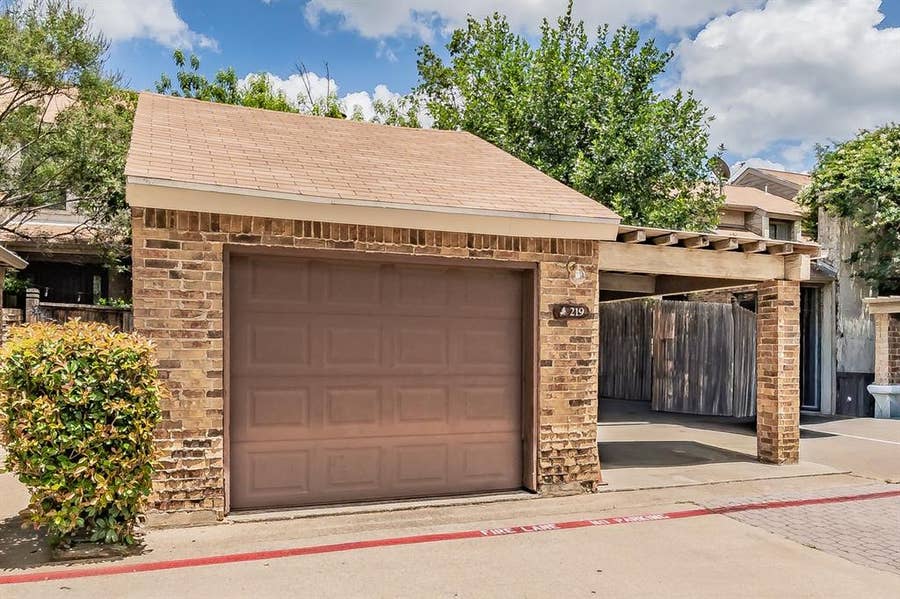 Property photo for 219 Shady Lane Drive, Fort Worth, TX