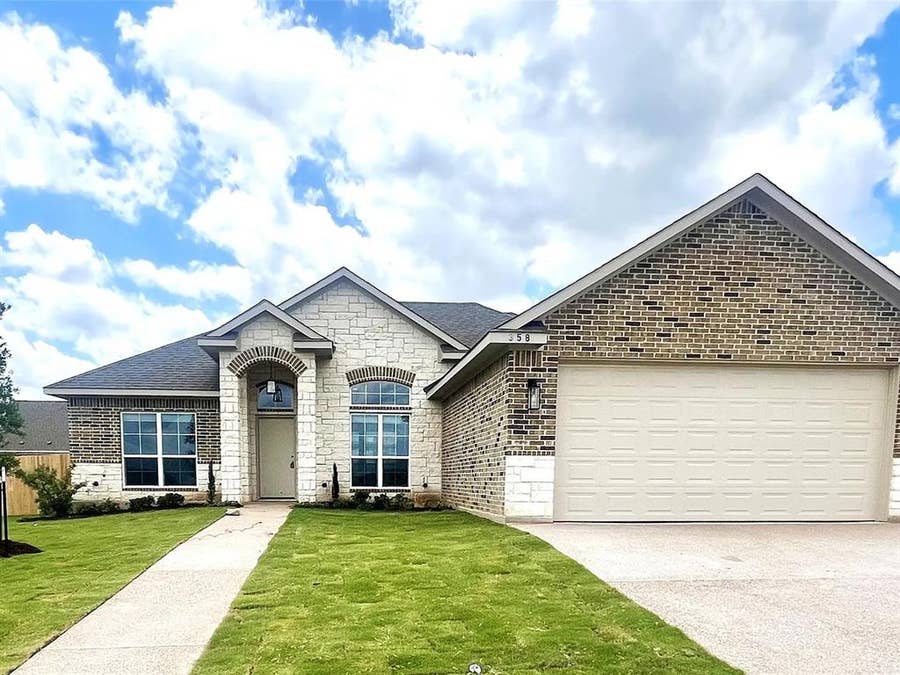 Property photo for 358 Frederick Drive, Robinson, TX